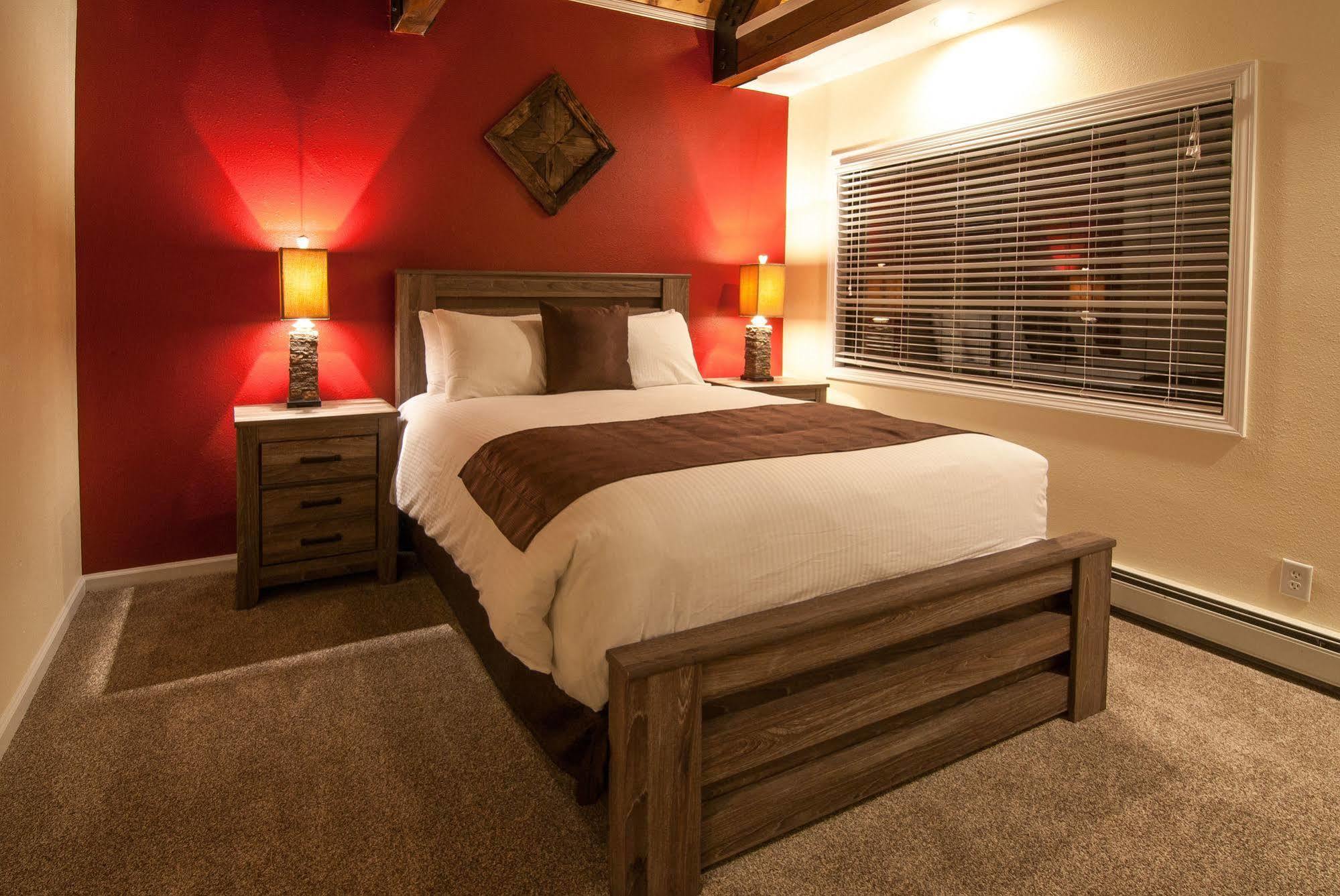 Lodge North & Incline Village